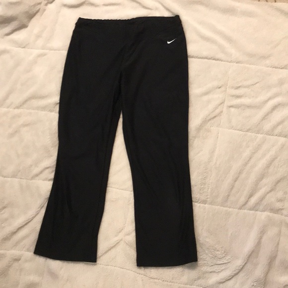 Nike Legging Capris - Picture 4 of 5